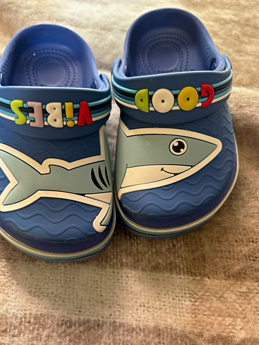 Unisex kids blue shark clog - kids,