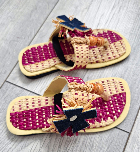 Handmade woven straw - woven, sandals