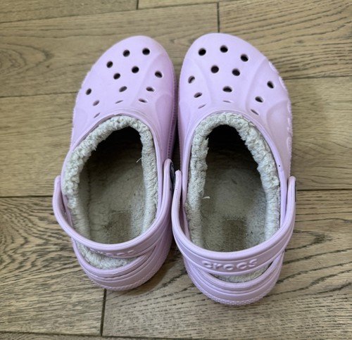 Pink lined baya crocs junior