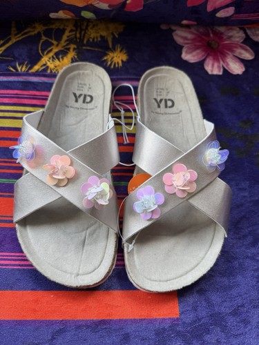 Girls sandals size teen - size, 5